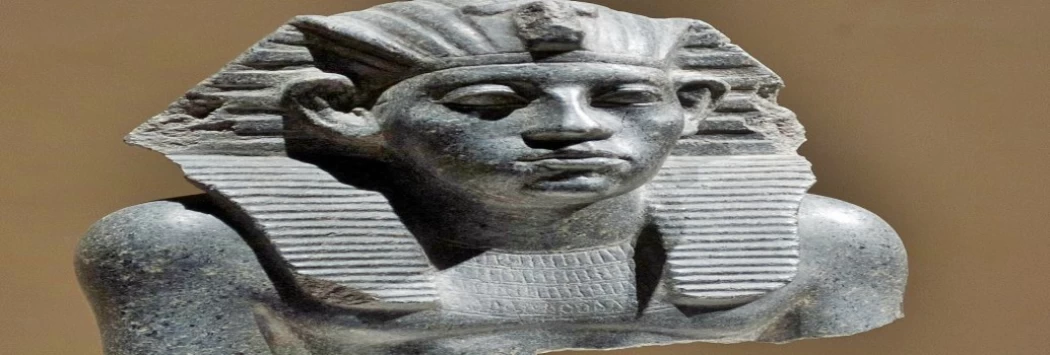 Statua del re Amenemhat I